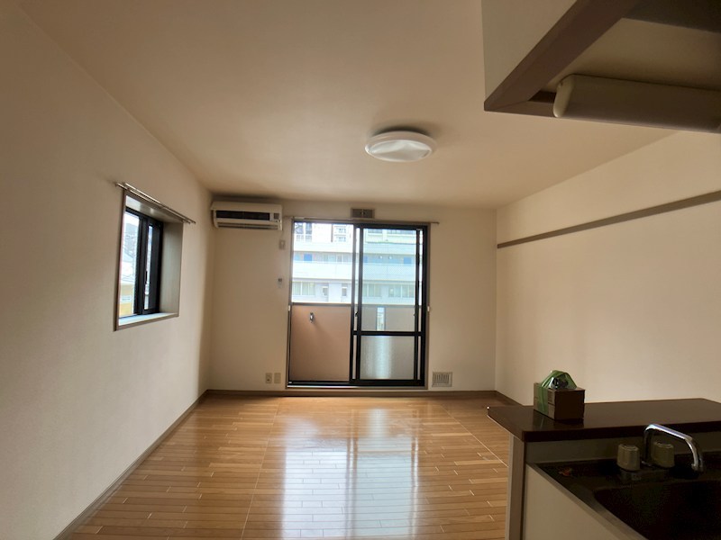 オーベルジュ元今泉 リビング