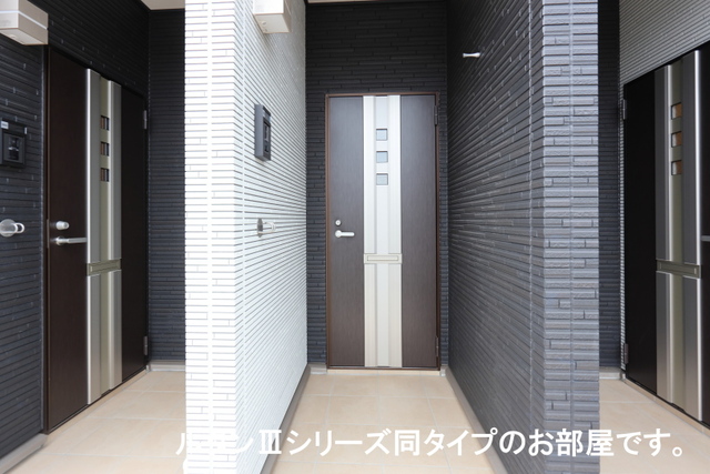 グランコートパル 玄関