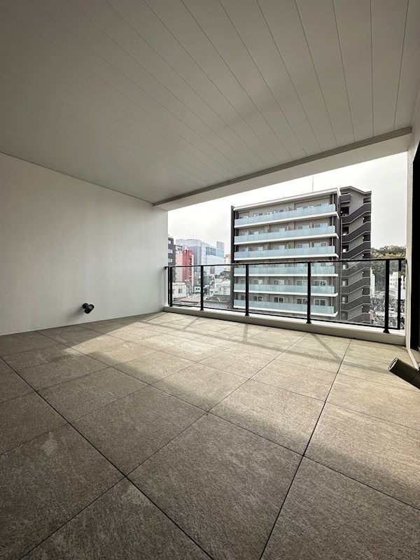 仲町テナント ベランダ