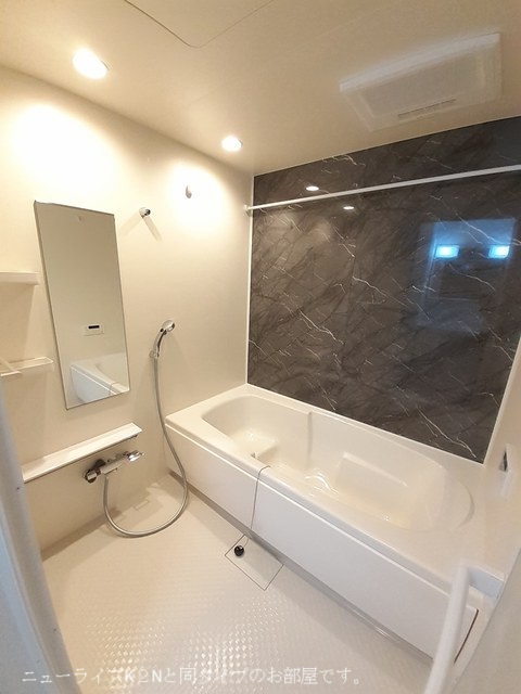 シャン・ド・フルールⅧ 風呂画像