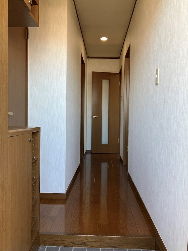 エクセレンスA 玄関