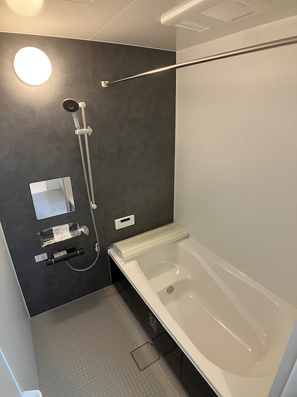 今泉ガレージ付き戸建 風呂画像