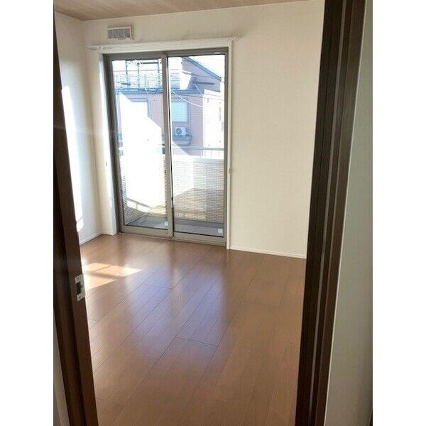 ソルコリーナ　B棟 ベッドルーム