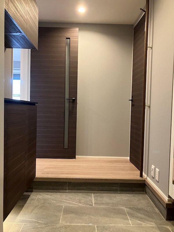 ジ　ワン　今泉 玄関