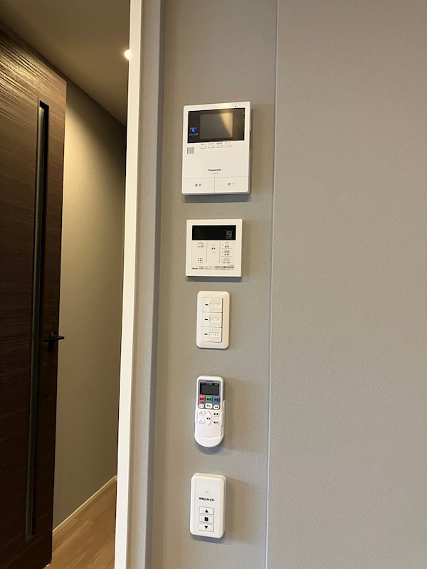 ジ　ワン　今泉 その他8