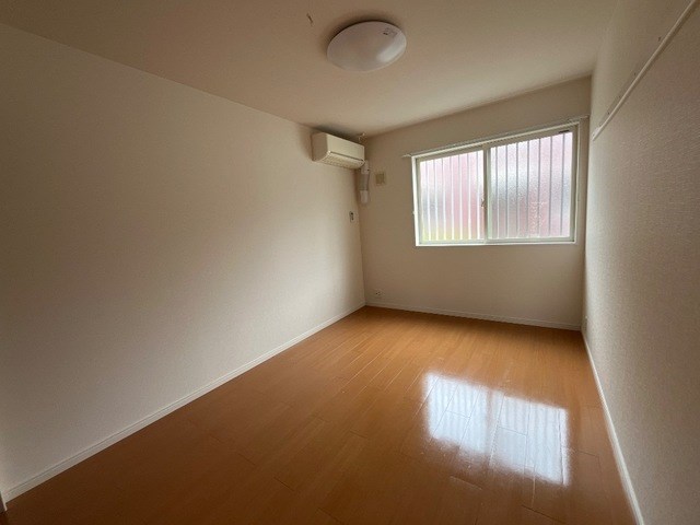 リバレインヒルズⅡ ベッドルーム