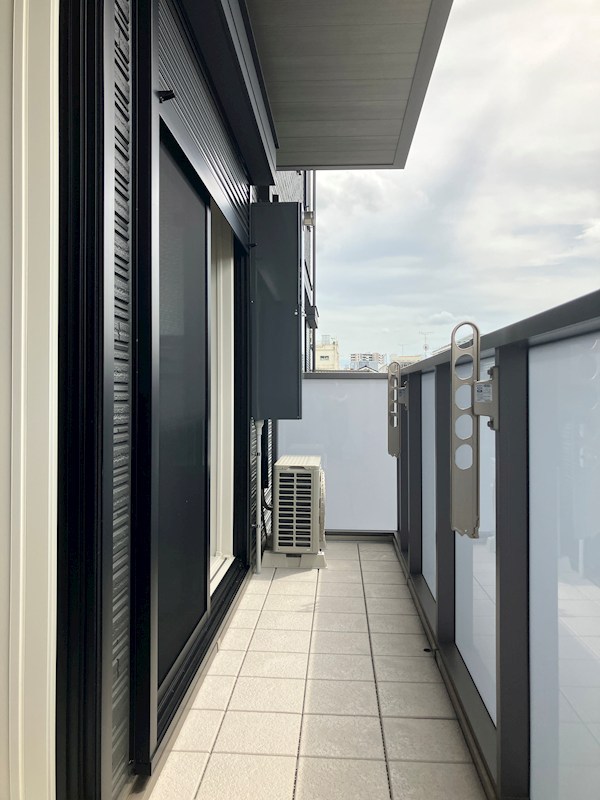 ジ　ワン　今泉 ベランダ