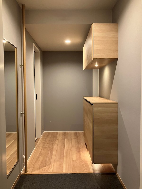 ジ　ワン　今泉 玄関