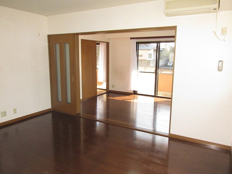 ベルヤナゼ その他8