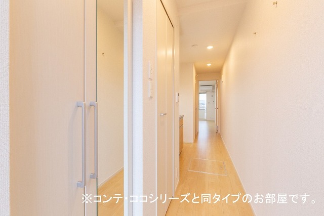 雀の宮６丁目アパート 玄関