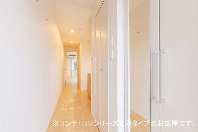 雀の宮６丁目アパート 玄関