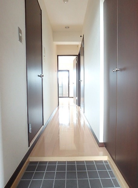 エフ　プラッツ 玄関