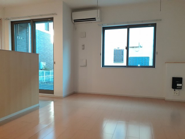 コンテッサ リビング