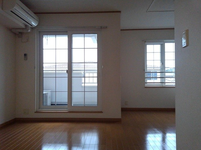 ヴィラ・大堀端Ｂ リビング