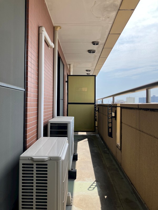 グランドハイツ八幡 ベランダ