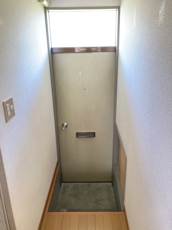 コーポ・ホザワ 玄関