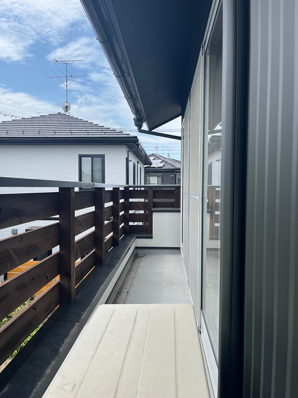 西汗戸建 ベランダ