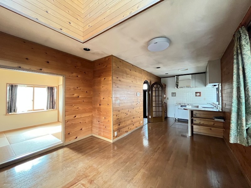 上田原町戸建 リビング