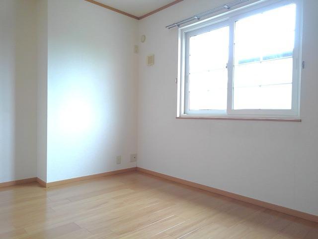 サニーフォレスト ベッドルーム