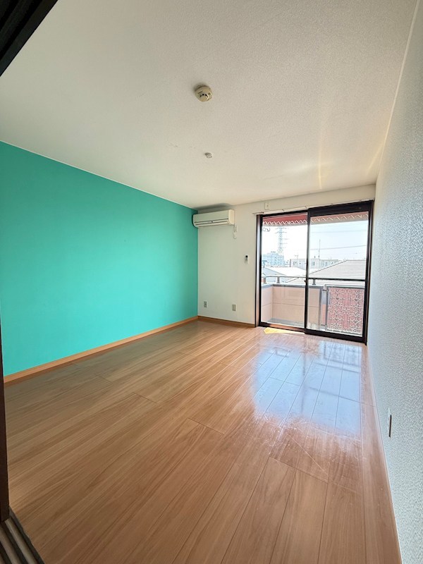 メゾン・ド・ナマイ リビング