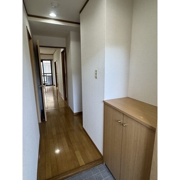 アーバンコートＫ 玄関