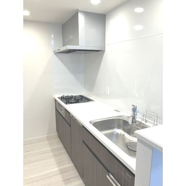 サーパス宇都宮 県庁前通り キッチン