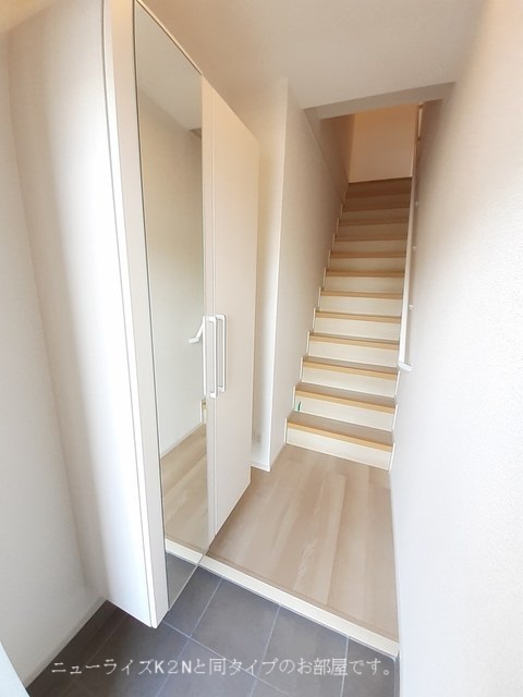 シャン・ド・フルールⅧ 玄関