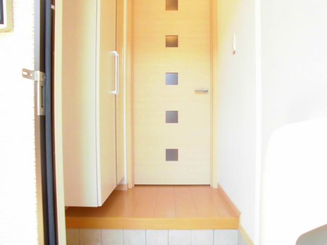 グリシーヌＢ 玄関
