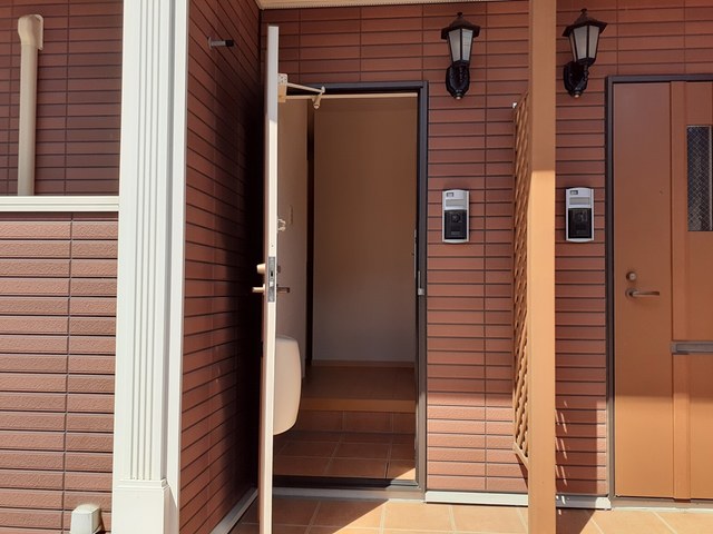 エアリー・カレントⅡ 玄関