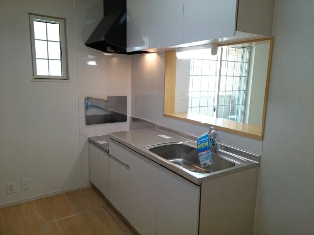 エテルノ　サンシャイン キッチン