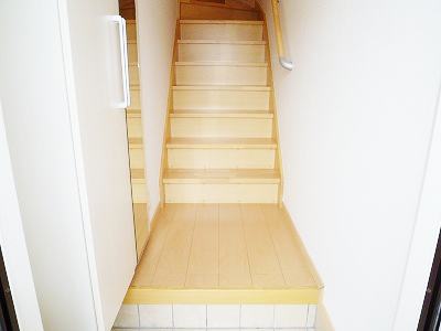 マリッチＹＳ．壱番館 玄関