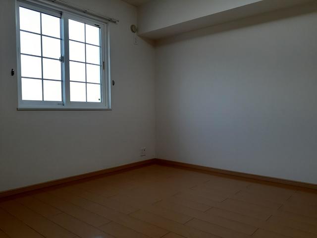 ウィステリアＢ ベッドルーム