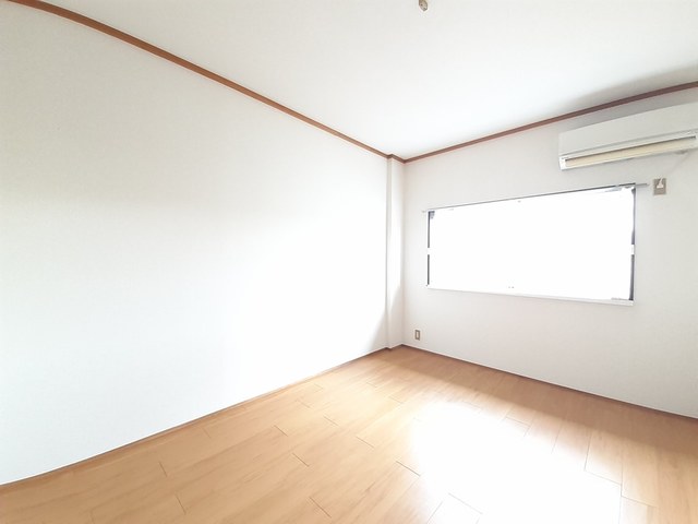 グリーンパレス恩田 ベッドルーム