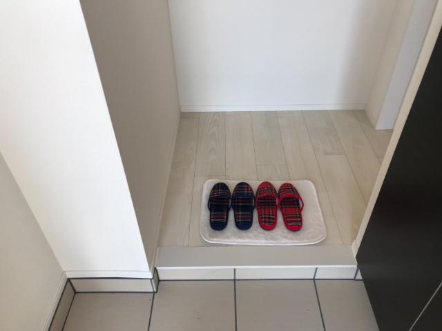 レジーナガーデン 玄関