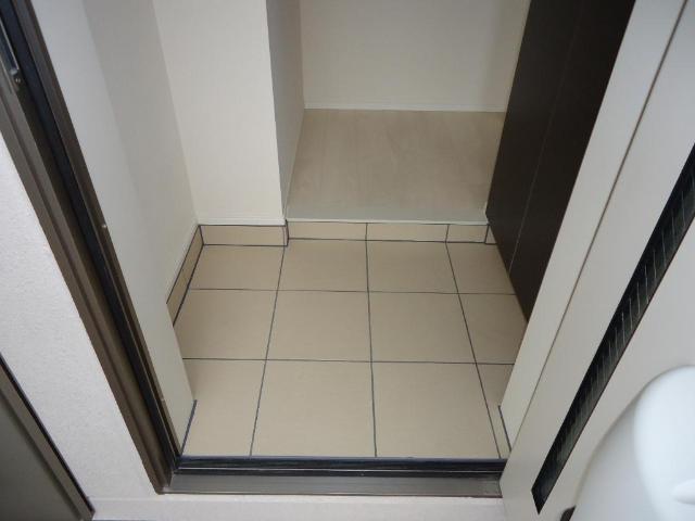 レジーナガーデン 玄関