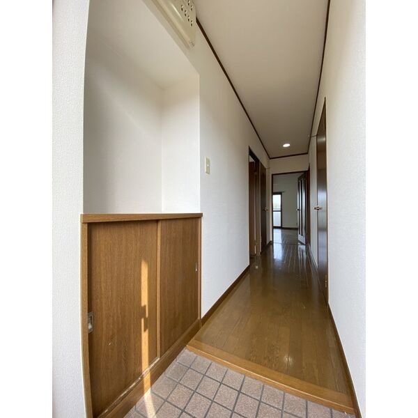 サンツヤマモトC 玄関