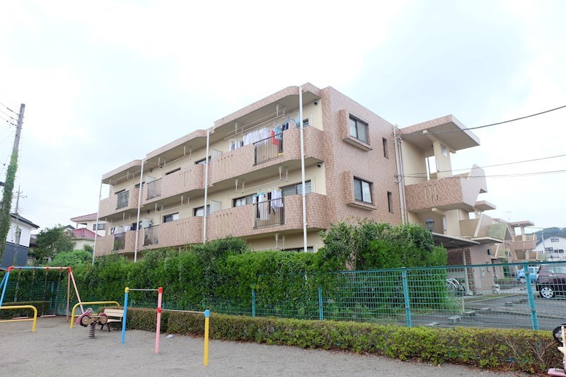 サンツヤマモトC 303号室 外観