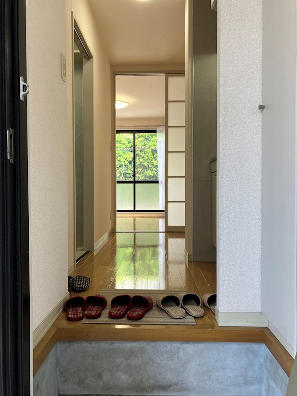 メゾン・ドラペA棟 玄関