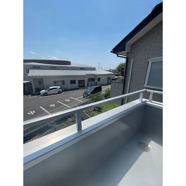 上野貸家 ベランダ