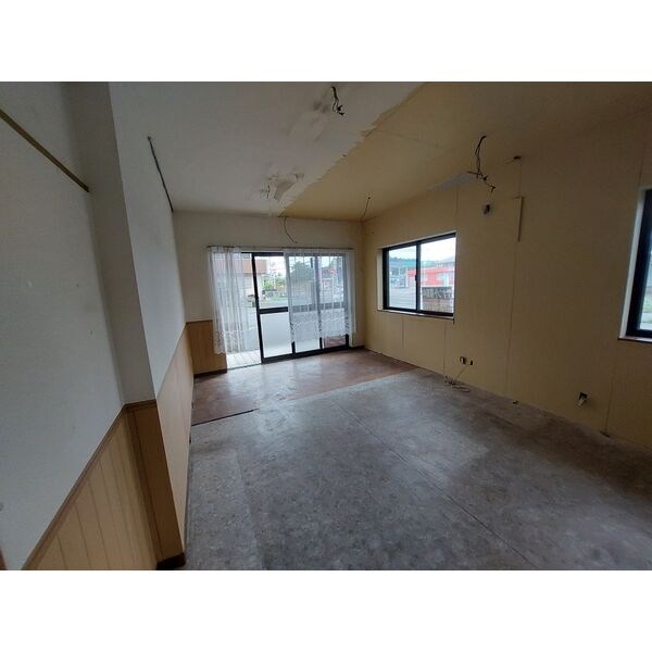 大吉ビル リビング