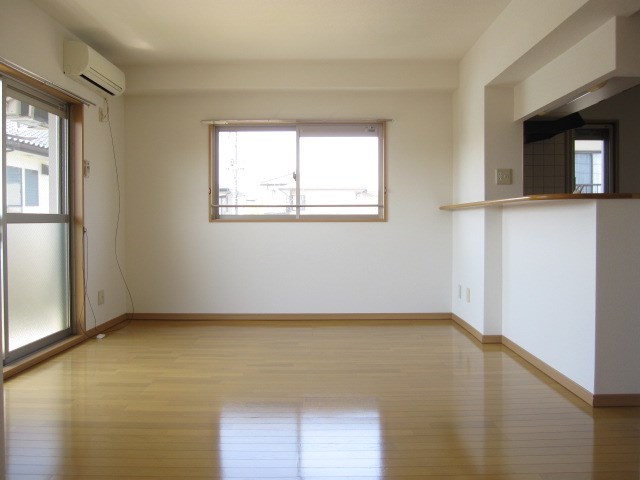 ユーミーしらさぎB リビング