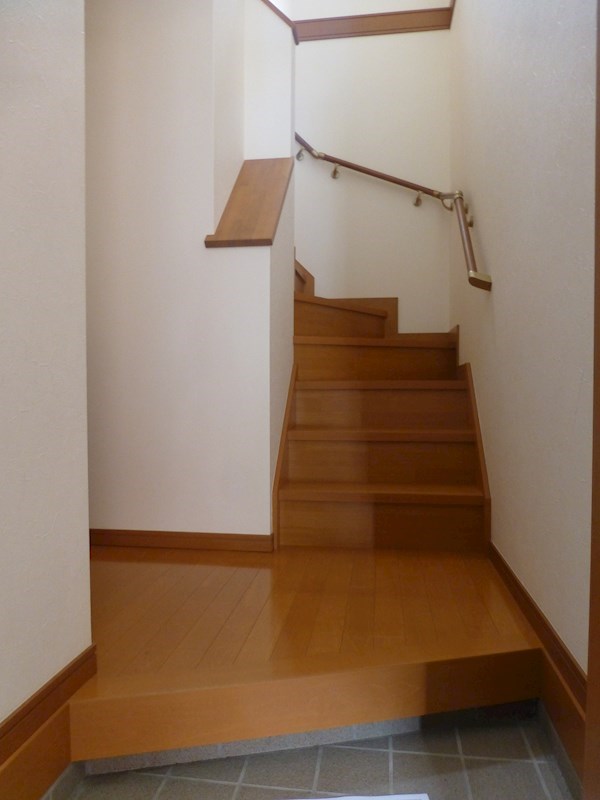 メゾン東光 玄関