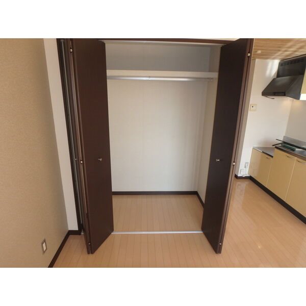 モア　クレドール その他3