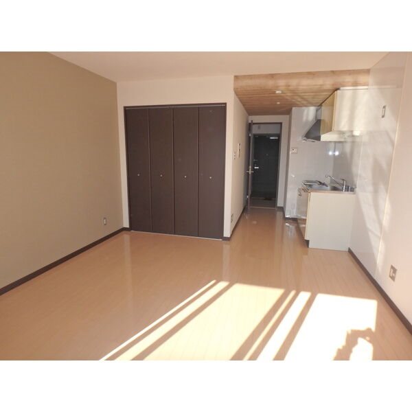 モア　クレドール リビング