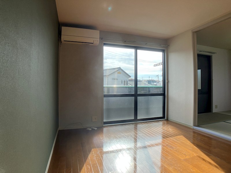 ラフォーレいずみ野A棟 リビング