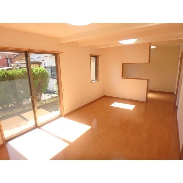 アーバンミニタウン　C リビング