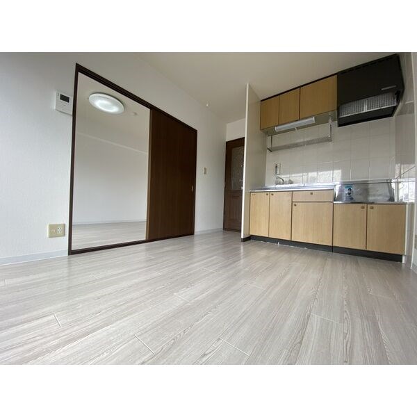 黒川ビル リビング