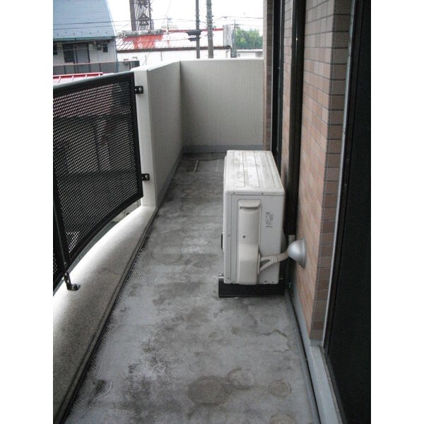 アーリア中一の沢 ベランダ