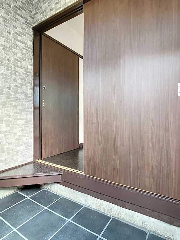 石橋平屋貸家  玄関