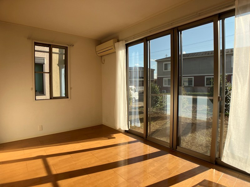 レトア東光B リビング